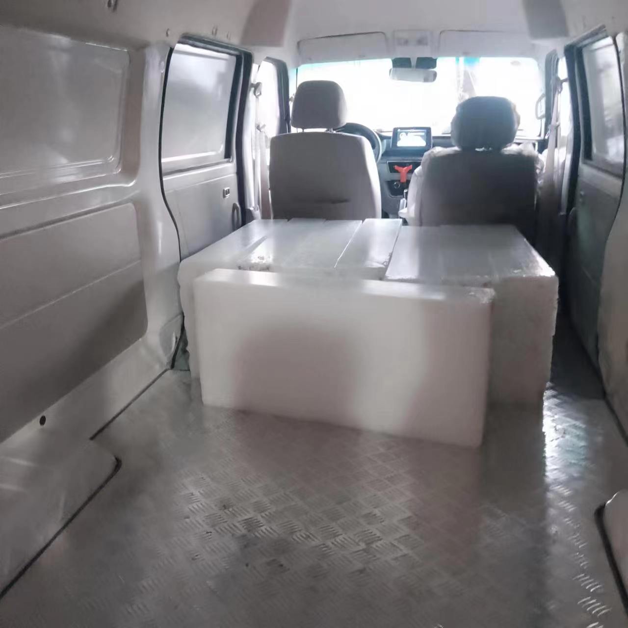 工业降温的大冰块-重庆良臣制冰厂